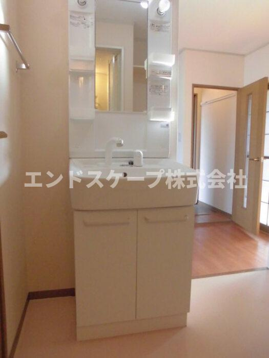 サニーヒル鳥羽の洗面所|高崎、前橋のお部屋探しはエンドスケープまで！お客様の理想お聞かせ下さい♪