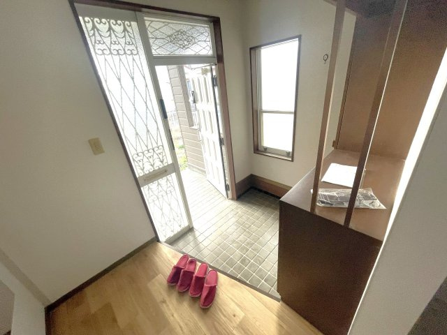 山武市　戸建ての玄関