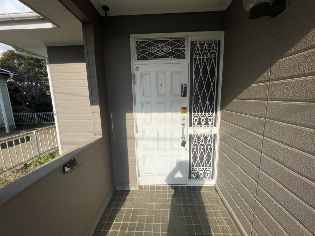 山武市　戸建ての玄関
