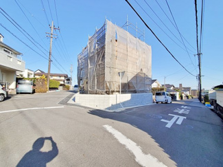 【前面道路含む現地写真】