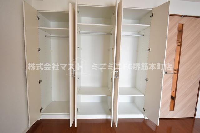 ビエラコート内久宝寺の収納