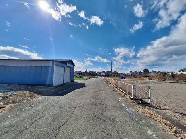 高崎市下斎田町売土地 D区画の前面道路含む現地写真