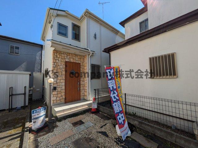◎高座郡寒川町倉見　中古戸建の外観|専用通路が駐車スペースです◇2台可能です☆