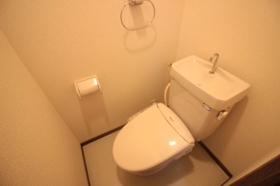 【トイレ】 | ヒルズ西赤坂 | 別号室の写真になります。現況優先。