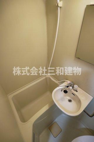 リジョイスⅠの浴室