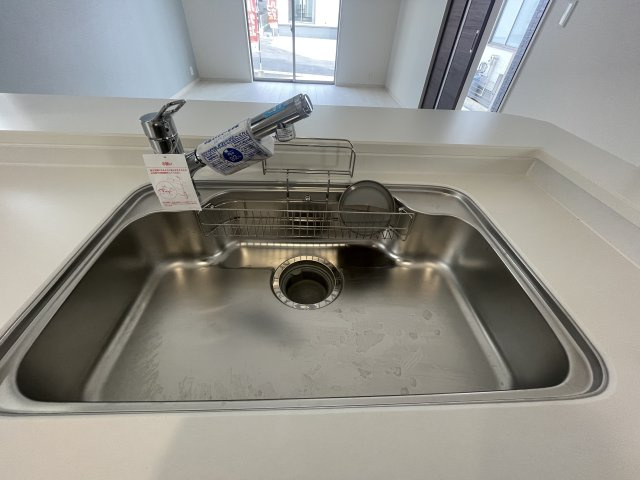 LG南城市知念久原　8号棟　＼☆ご成約時５０万円キャッシュバック☆／のキッチン