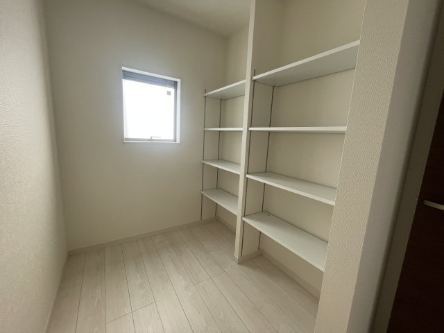 LG南城市知念久原　8号棟　＼☆ご成約時５０万円キャッシュバック☆／の収納