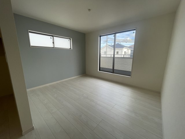 LG南城市知念久原　8号棟　＼☆ご成約時５０万円キャッシュバック☆／の洋室