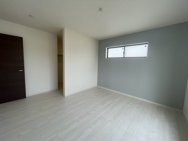 LG南城市知念久原　8号棟　＼☆ご成約時５０万円キャッシュバック☆／の洋室