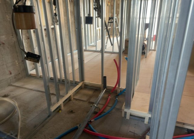 【浴室】 | 相模原ダイヤモンドマンション | 入浴時の快適さも大事なことですが、綺麗な状態を維持できなければ気持ちよく入浴できません。毎日の掃除が楽という点は大事なポイントになります！カビが生えにくく掃除がしやすい、壁や浴槽を選ぶといいでしょう。