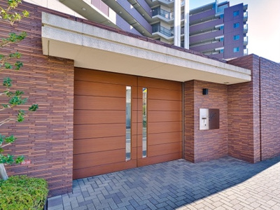 【エントランス】 | ジオ杉並高井戸 | 清潔なエントランスです