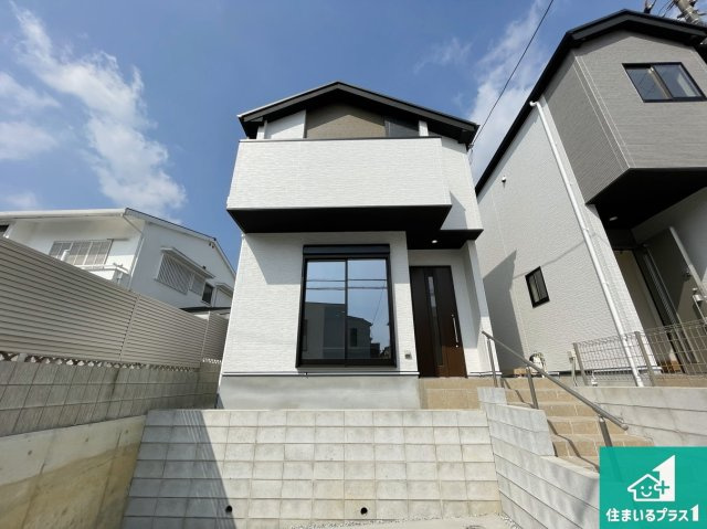 芦屋市朝日ケ丘　第1期　新築一戸建ての外観|安心の10年保証！外観を美しく保ち、雨水で汚れを落とします！気になることがありましたら、お気軽にお問い合わせください！