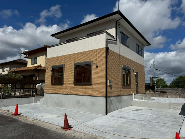 飯塚市忠隈　新築戸建の画像