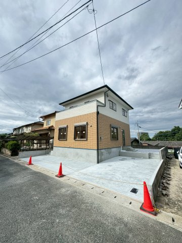 【前面道路含む現地写真】の画像