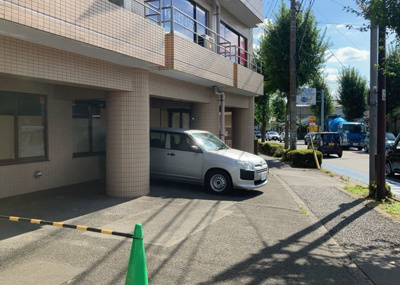 【外観】 | 八王子ＪＣビル | 土地の形が極端に長細かったり、狭小地、あるいは道路との高低差がある傾斜地だった場合、後々売ろうとしても買い手がつかない場合もあります。後々、売却することになった時に価値の下がらない土地を選びましょう。