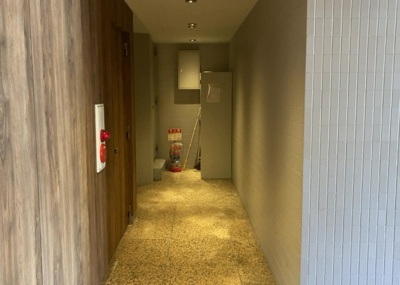 【外観】 | 八王子ＪＣビル | 土地購入を検討されている場合、境界杭がない状態で購入してしまうと境界確定測量をする必要があり、費用がかかります。購入の前に、売主、隣土地所有者立ち合いのもと境界を確定し境界杭を設置するのがベストです。