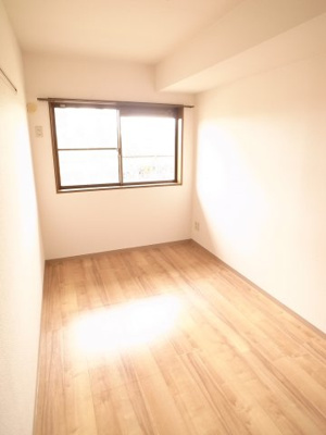 【寝室】 | エコガーデン　Ｃ棟 | 趣味のお部屋にしてみては。