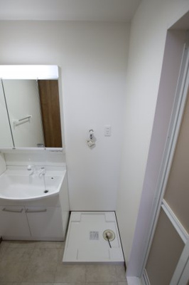 【設備】 | アリタヤビル | 室内洗濯機置場