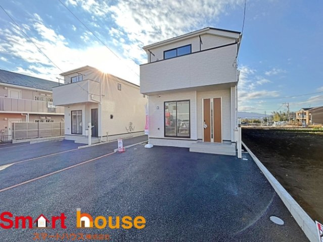 相模原市南区磯部　新築４棟！の外観|オシャレな外観は、人の目を引くだけではなく自慢したくなりますね！植木を置いたりアレンジは、自由です。自分の好みに仕上げましょう♪