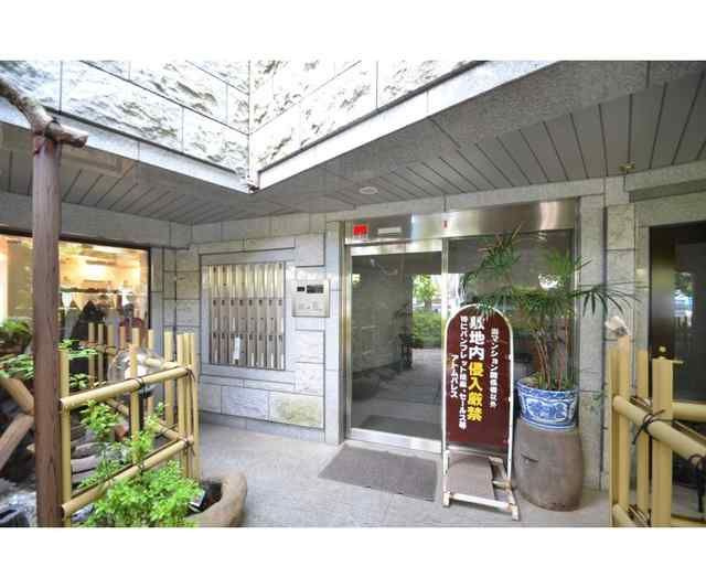 【エントランス】