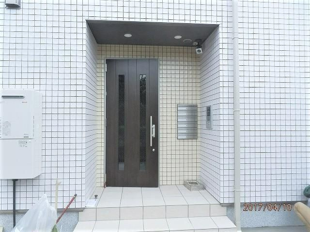 ラシーネ椿 のエントランス