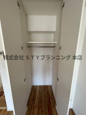 仲介手数料０円！Ｃｏｍｆｏｒｔ金山の収納