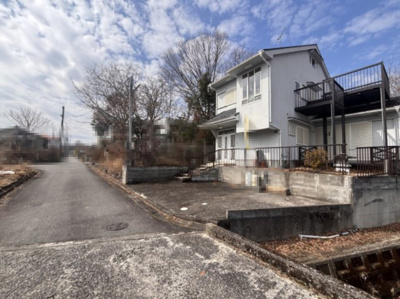 【前面道路含む現地写真】 | 大津市南小松1594-7　中古戸建 | 2025年02月　撮影