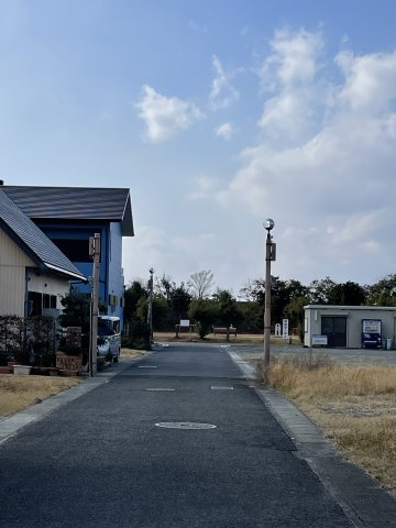有田郡広川町広・土地・56898の前面道路含む現地写真