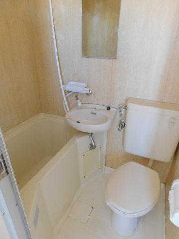 パールシティ町屋の浴室