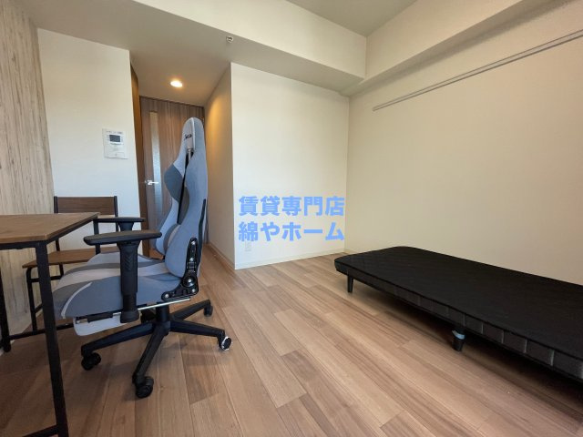 プレサンス難波フィールドの洋室|広々とした洋室です