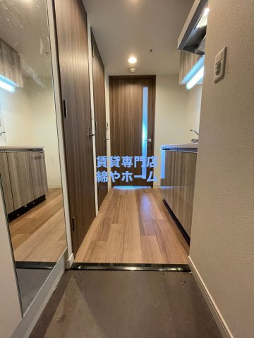 プレサンス難波フィールドの玄関|きれいな玄関です