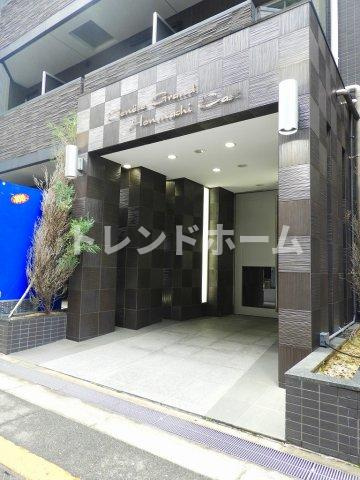 ジュネーゼグラン本町EASTのエントランス|選べる家電プランあり！！