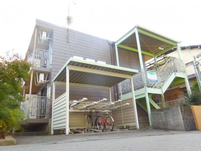 プレリュード津之江の外観