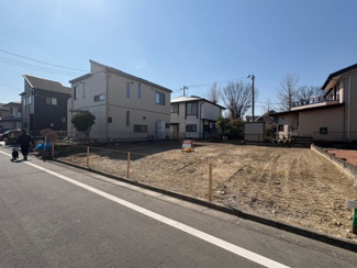 【前面道路含む現地写真】