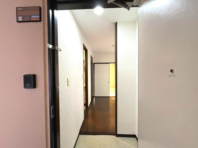 サニーフラットの内装