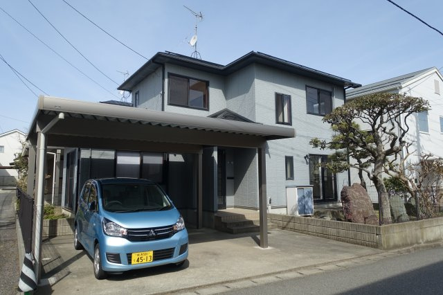 青山貸家Bの外観