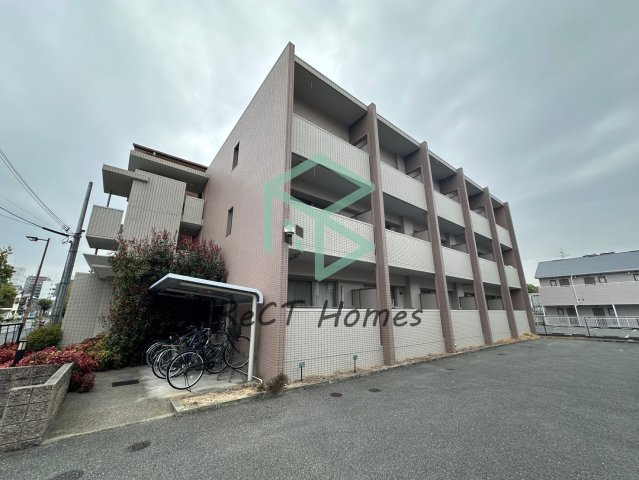 ドゥジェーム・パレー