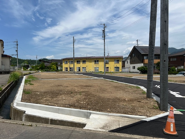 松本市沢村3丁目　オアシス沢村　区画4