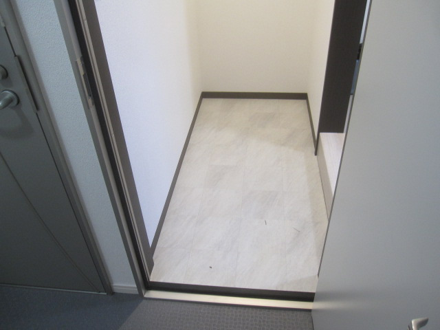 【玄関】 | アイリスライフ山陵