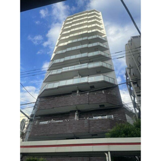 【外観】 | 鉄筋コンクリート造のがっちりとした建物。