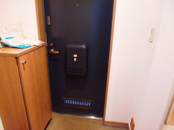 メゾンロンノルの玄関