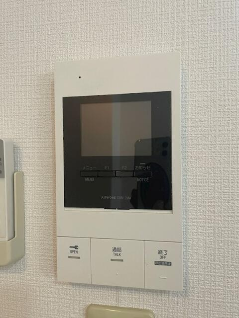 モニター付インターホン完備