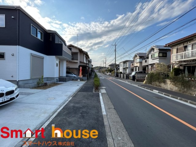 町田市本町田　新築1棟の前面道路含む現地写真