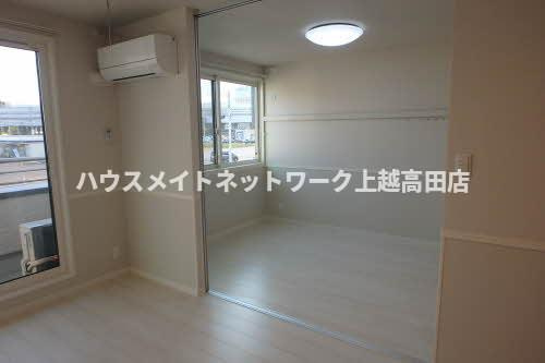 ロイヤルエステートⅡの洋室|洋室5.3帖