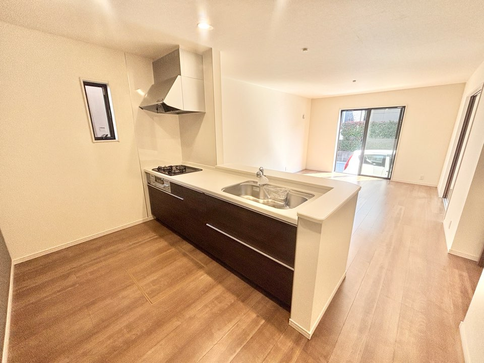 リーブルガーデン蟹江町西之森　全1棟　新築戸建のキッチン|コンパクトなキッチンで掃除もラクラク