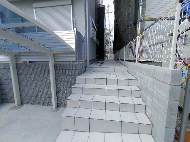 神戸市長田区房王寺町３丁目のアパート