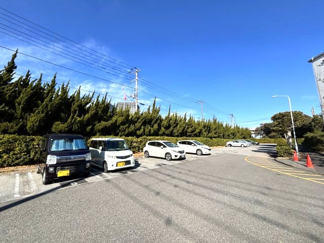 月額7,000円の平置き駐車場★