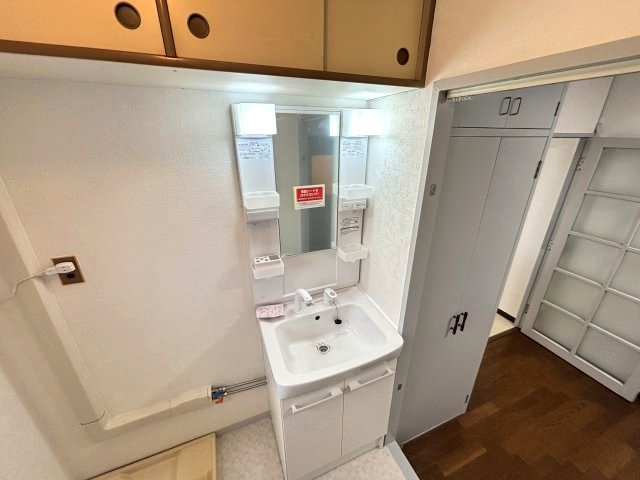 新品の独立洗面台★