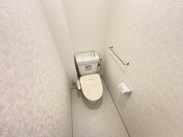 広いトイレスペース★