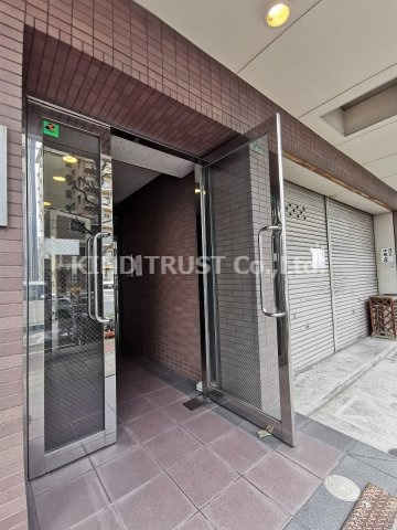 ラピス長柄橋のエントランス|落ち着いたエントランスです